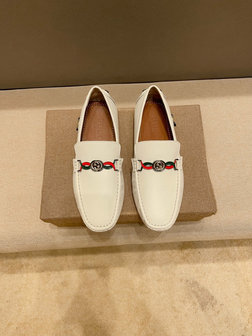 Gucci Web-Accent Driving Loafers — front