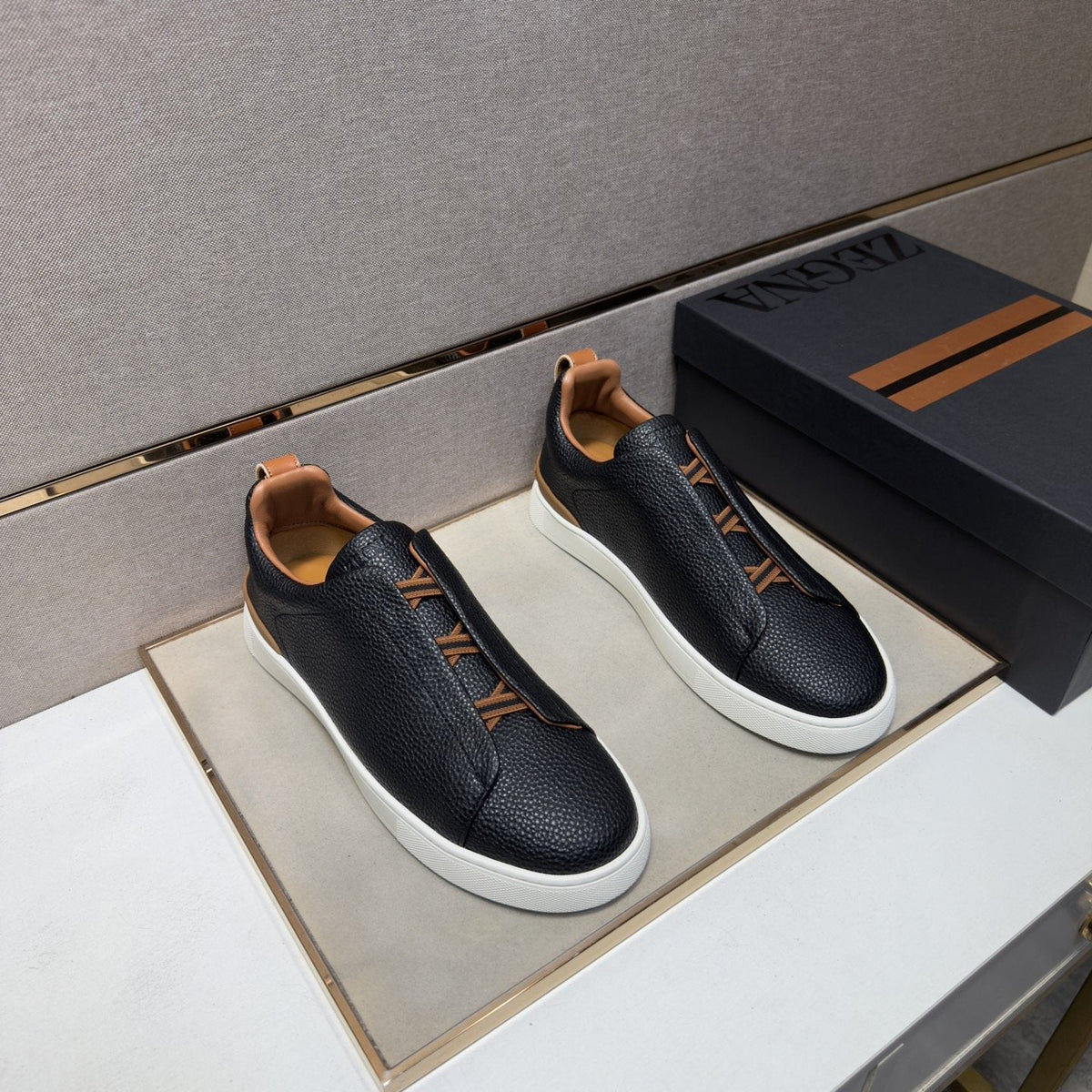 ZEGNA Textured Low-Top Sneakers — front