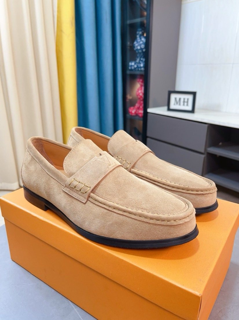 Louis Vuitton Moc-Toe Loafers — front