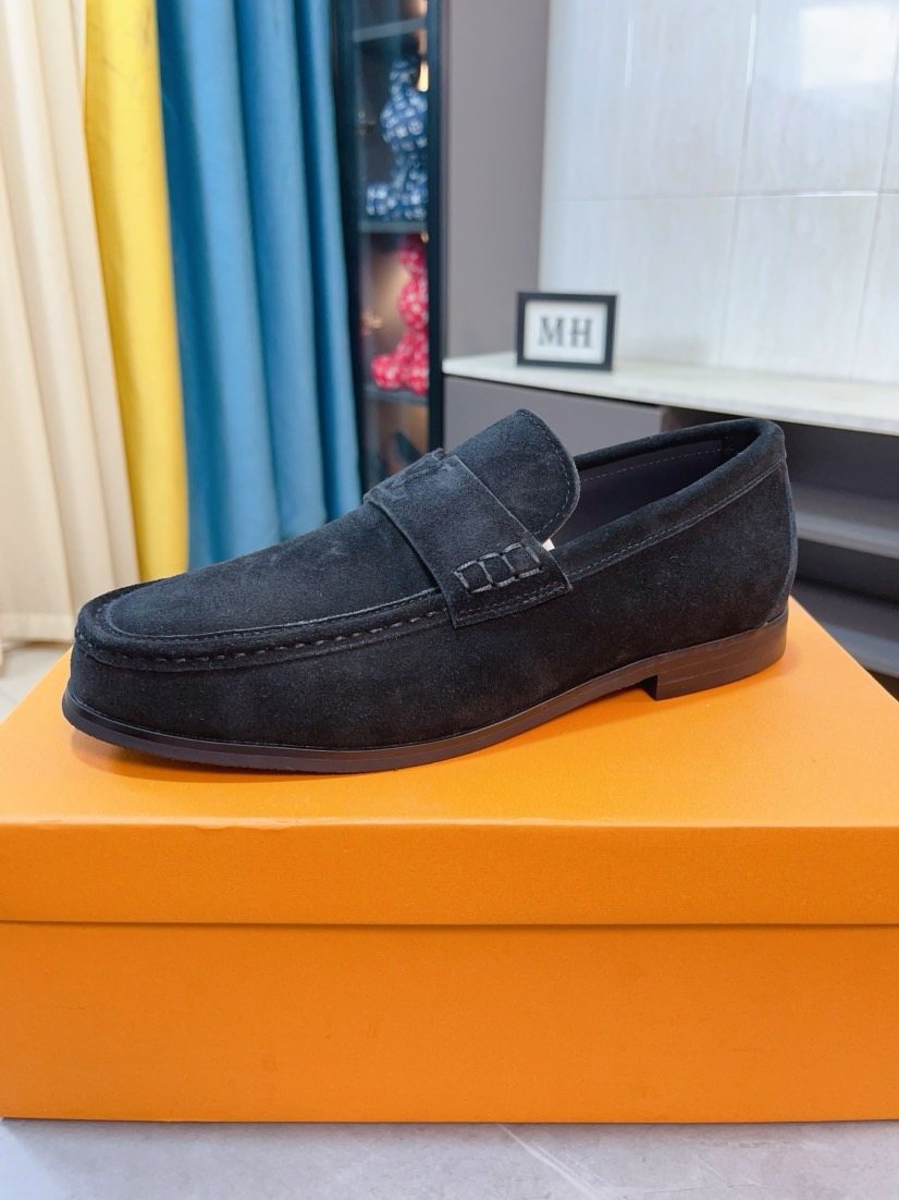 Louis Vuitton Moc-Toe Loafers — front