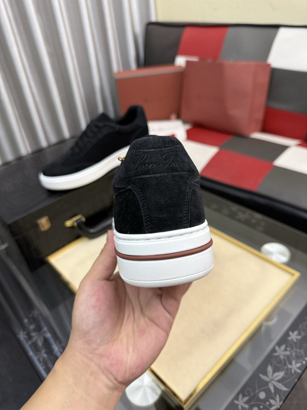 微商相册测试鞋子-Textured Panel Low-Top Sneakers — back