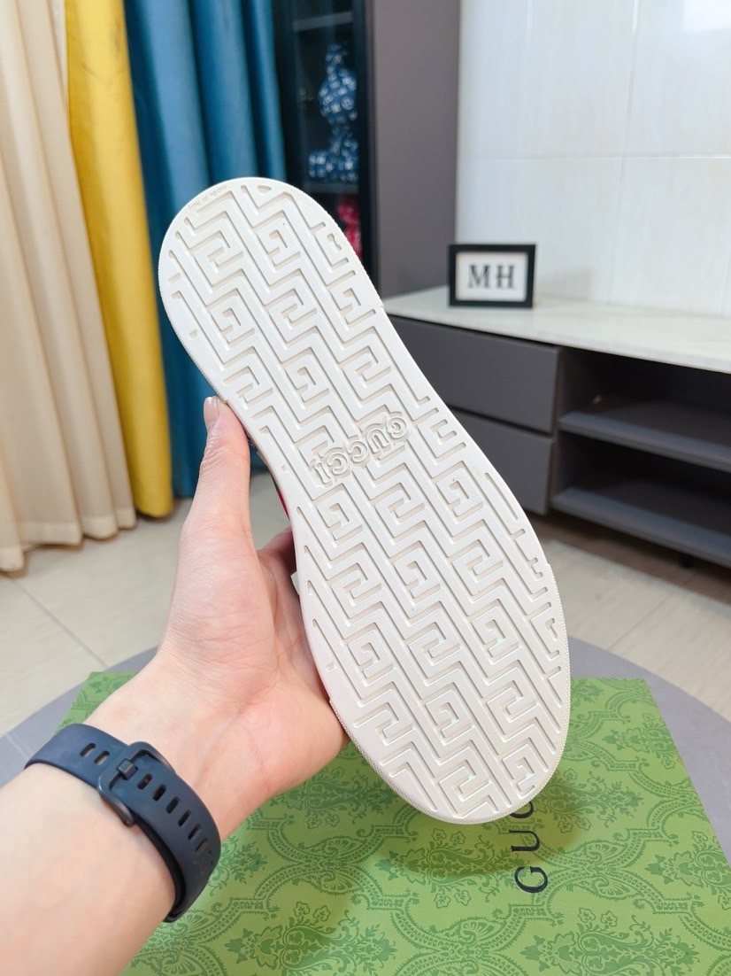 Gucci Monogram Stripe Low-Top Sneakers — back