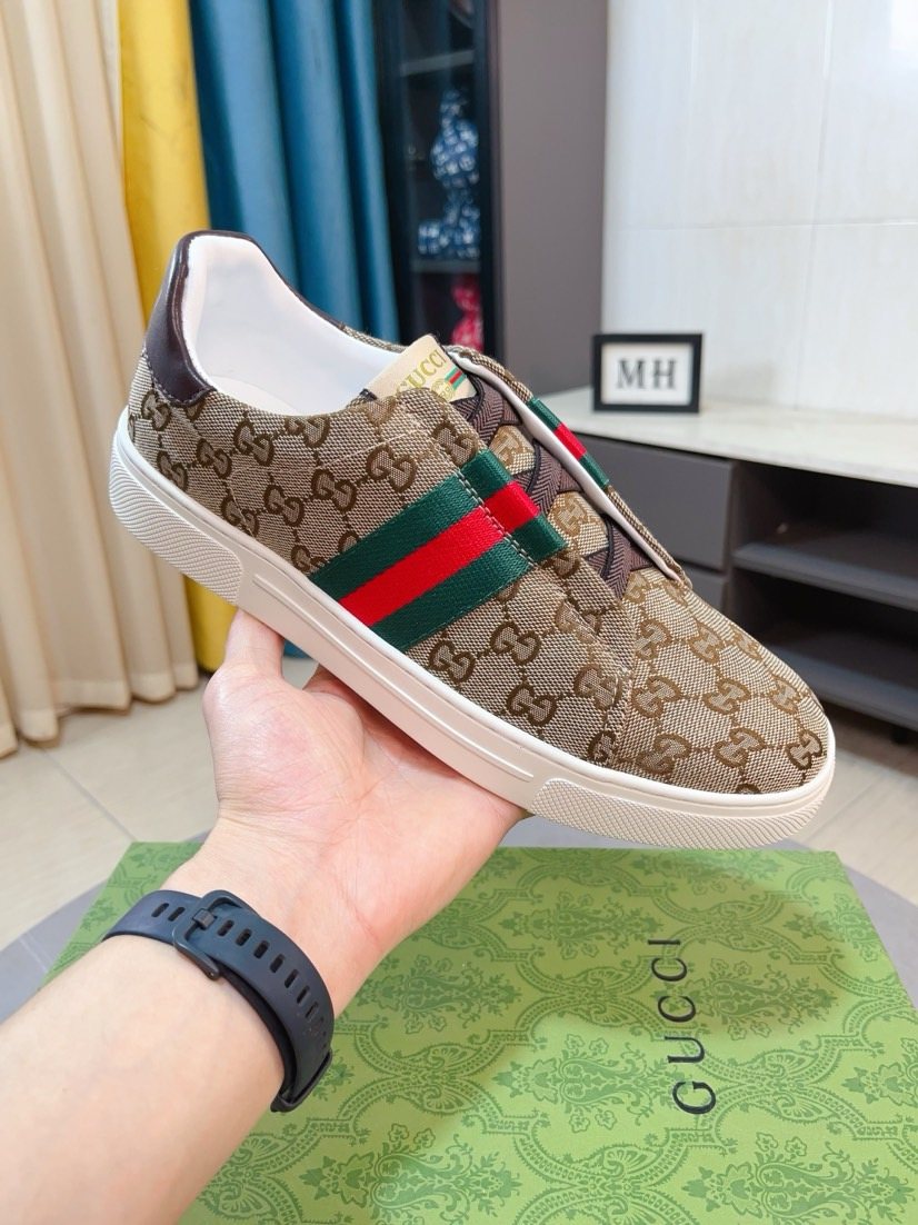 Gucci Monogram Stripe Low-Top Sneakers — front