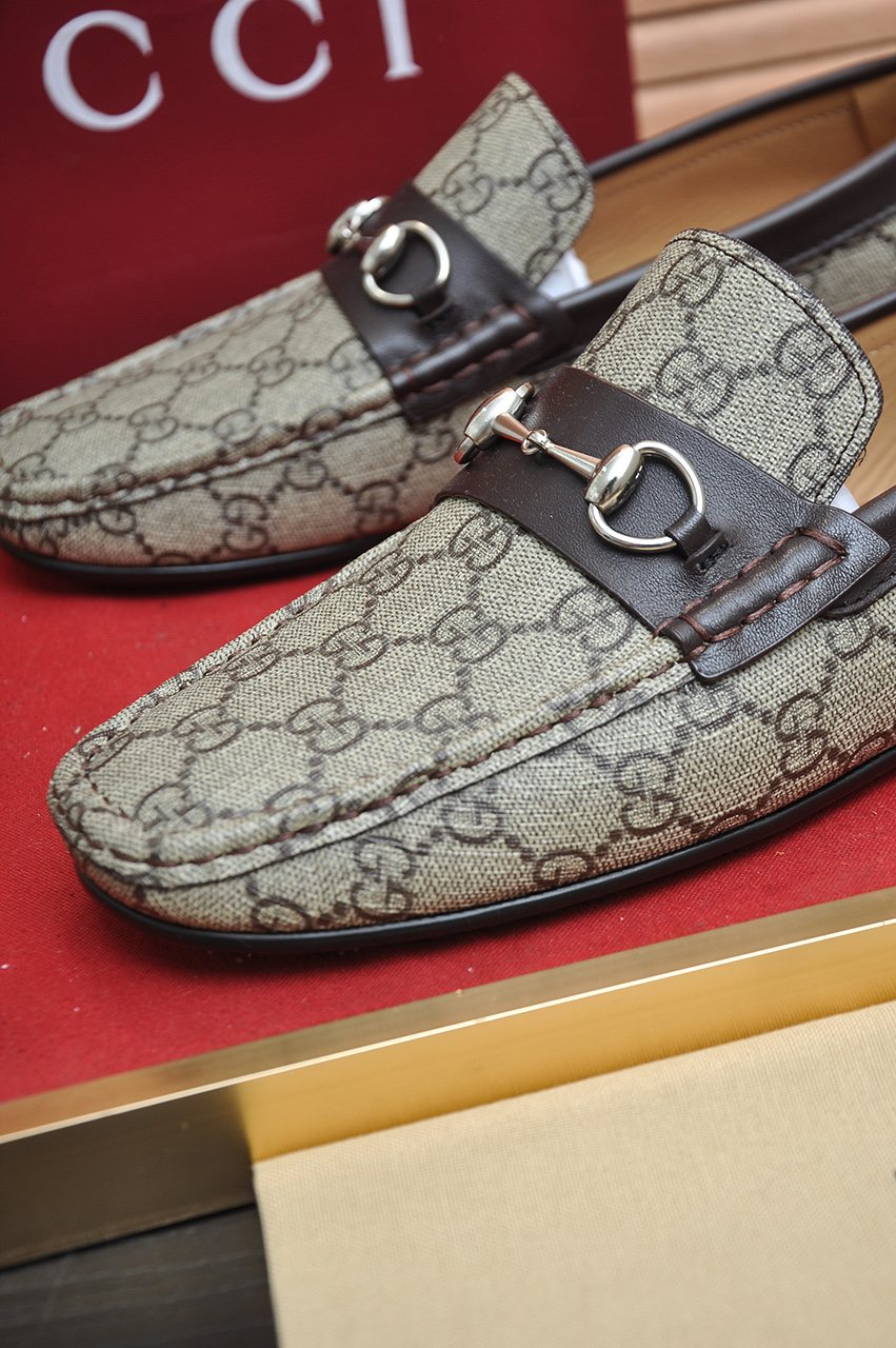Gucci Monogram Horsebit Loafers — detail