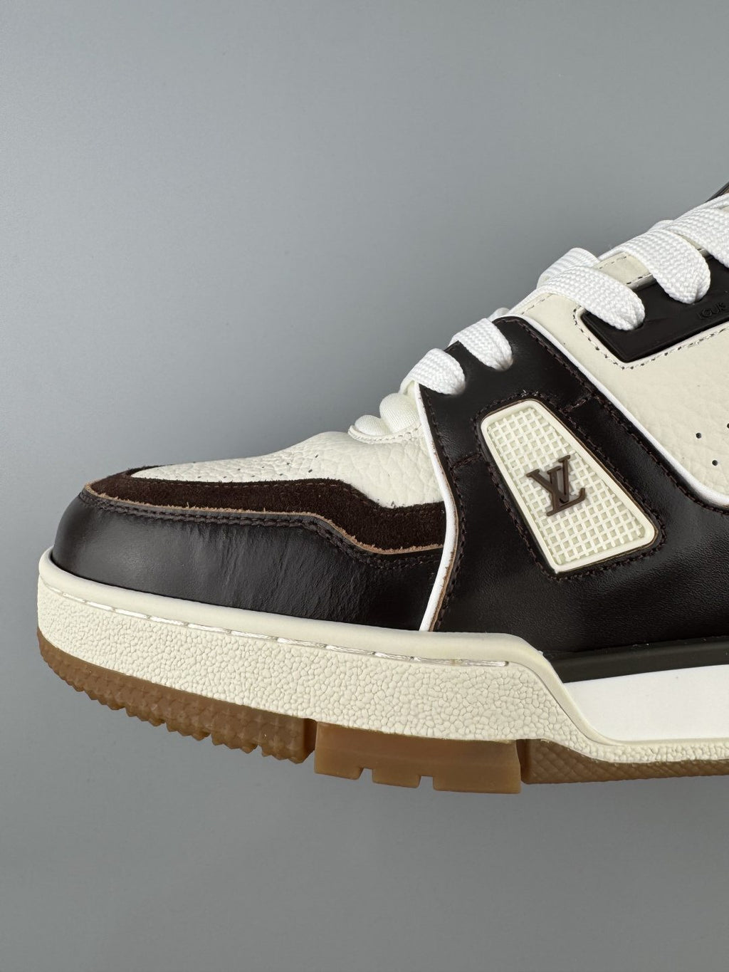 Louis Vuitton White & Black Low-Top Sneakers — detail
