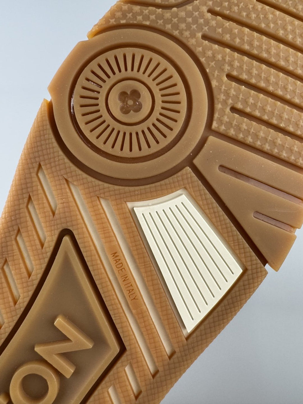 Louis Vuitton White & Black Low-Top Sneakers — detail