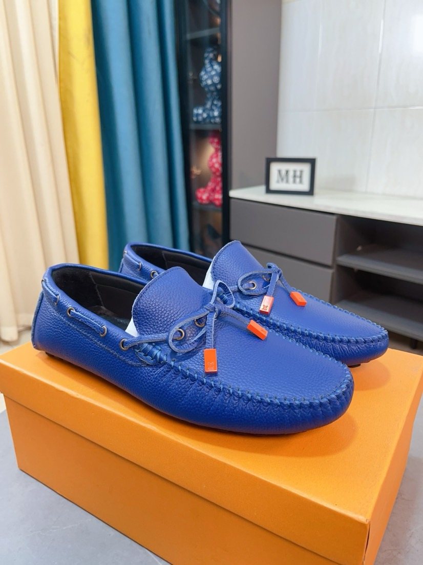 Louis Vuitton Lace-Tie Driving Moccasins — front