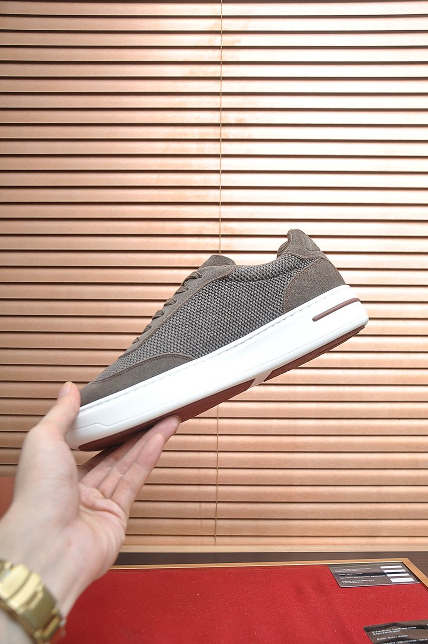 微商相册测试鞋子-Loro Piana Textured Lace-Up Sneakers — side
