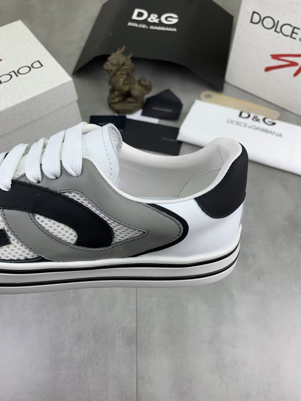 微商相册测试鞋子-Dolce & Gabbana Patterned Low-Top Sneakers — side