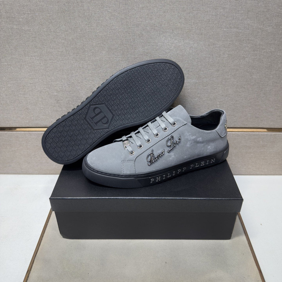 Philipp Plein Script Detail Low-Top Sneakers — back