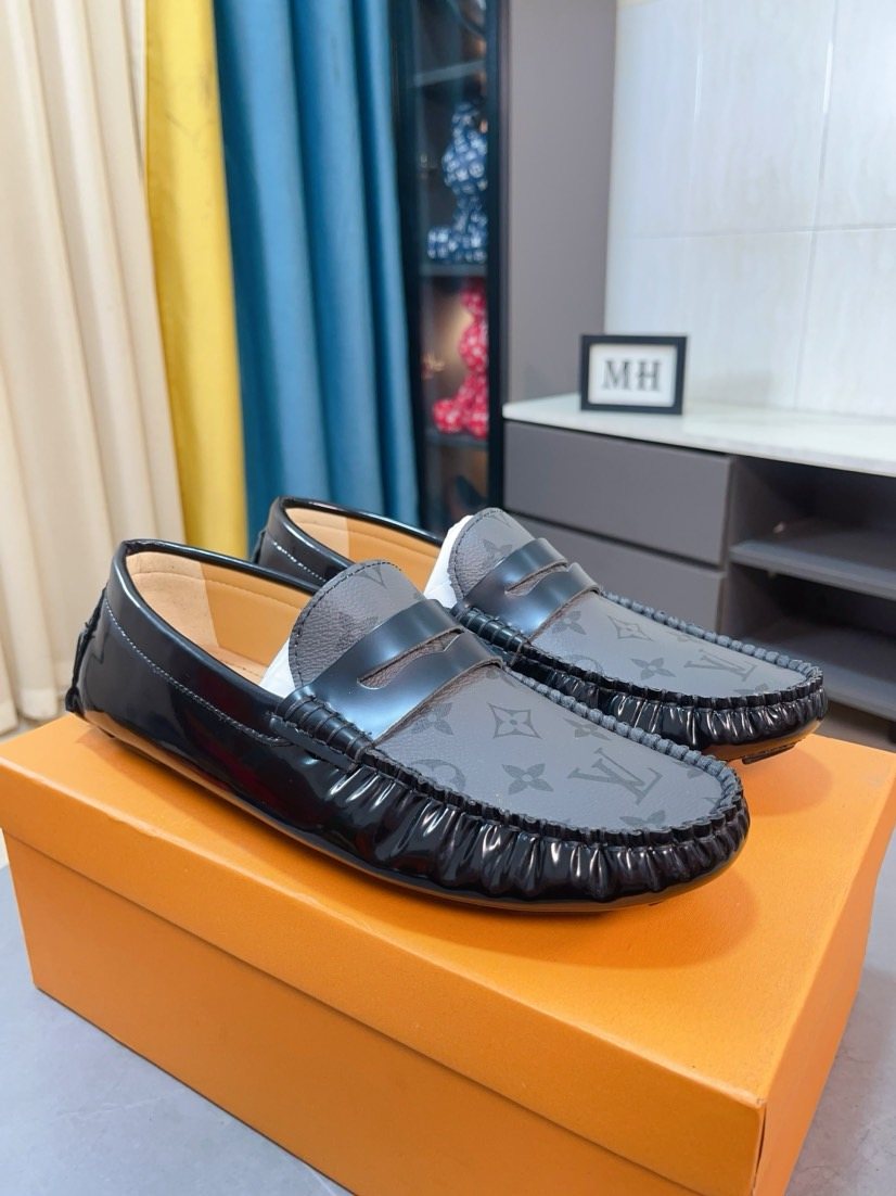 Louis Vuitton Patterned Vamp Loafers — front