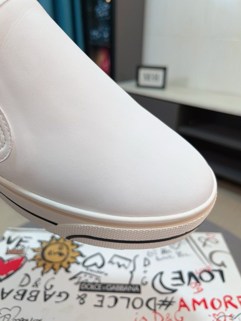 Dolce & Gabbana Striped Sole Slip-On Shoes — detail
