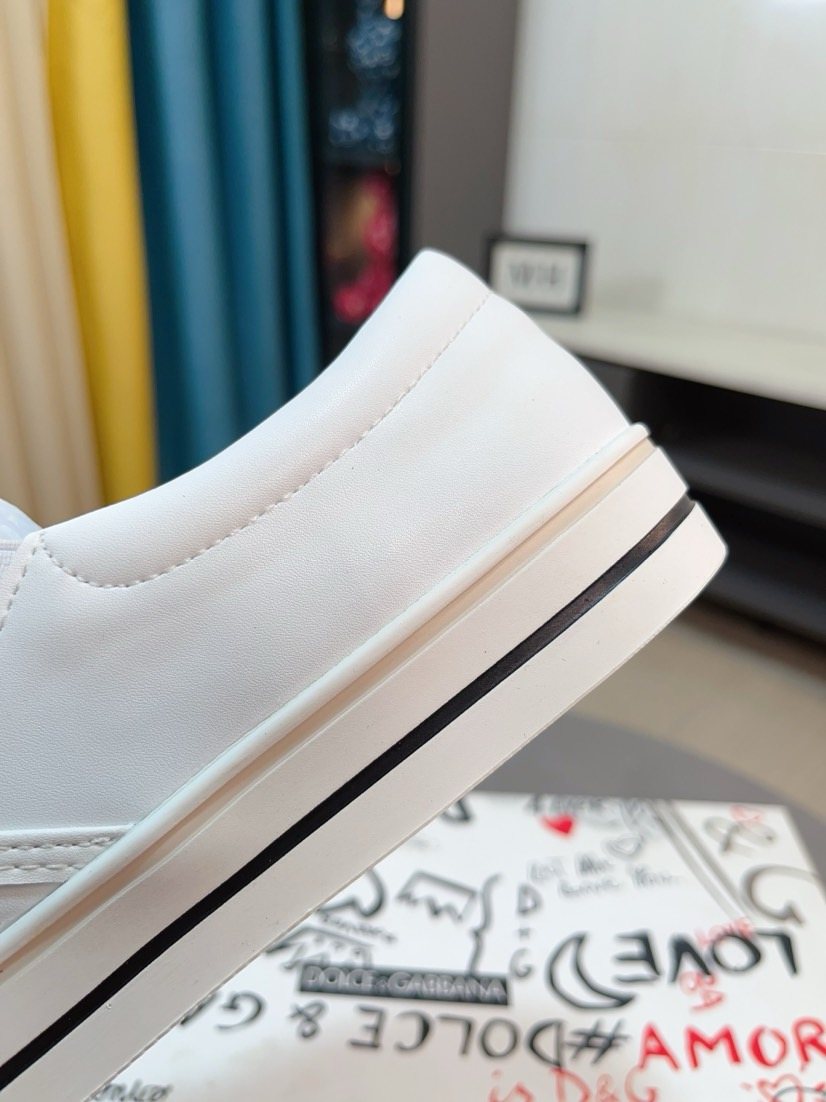 Dolce & Gabbana Striped Sole Slip-On Shoes — detail