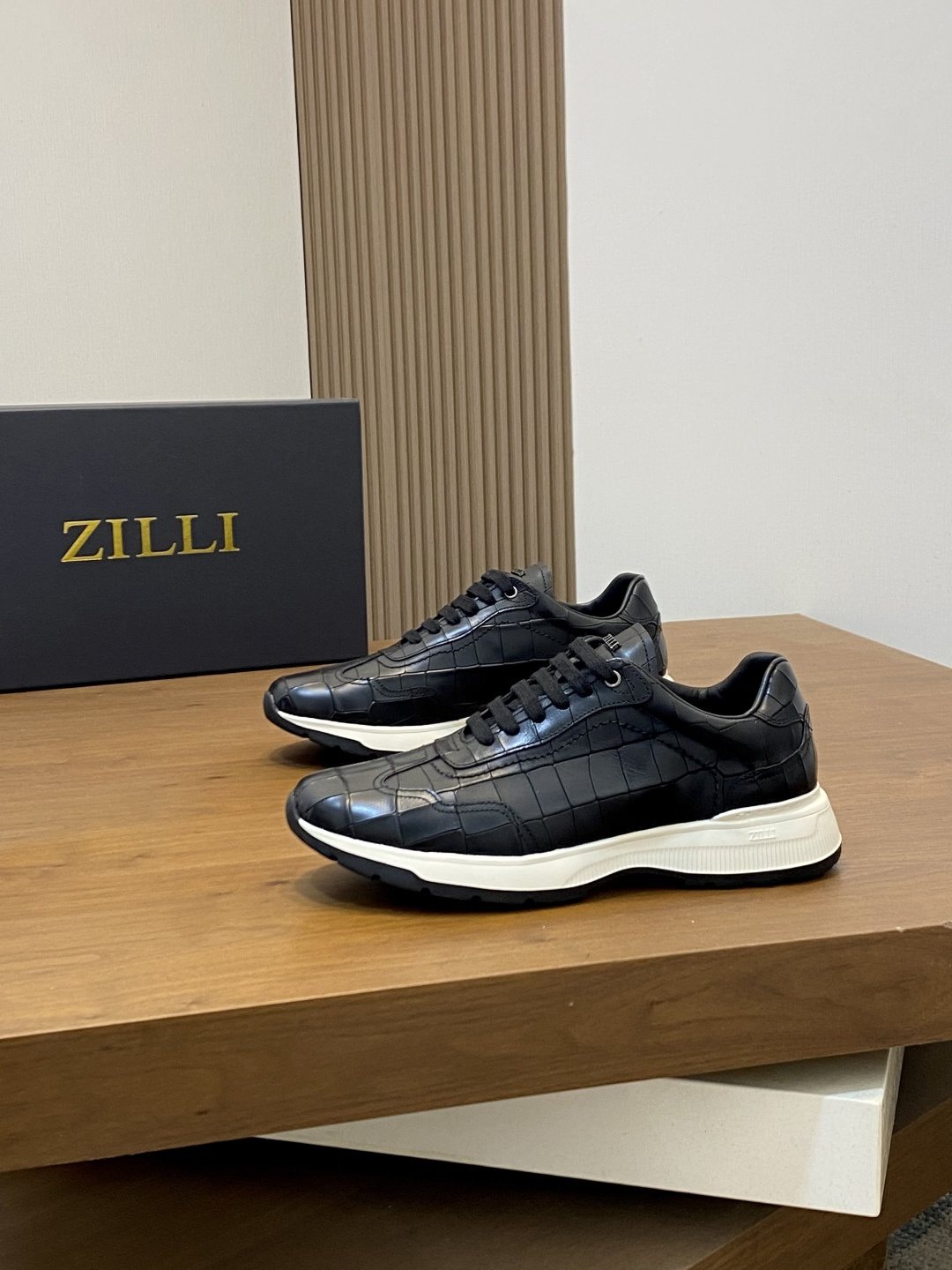 ZILLI Black Textured Low-Top Sneakers — front