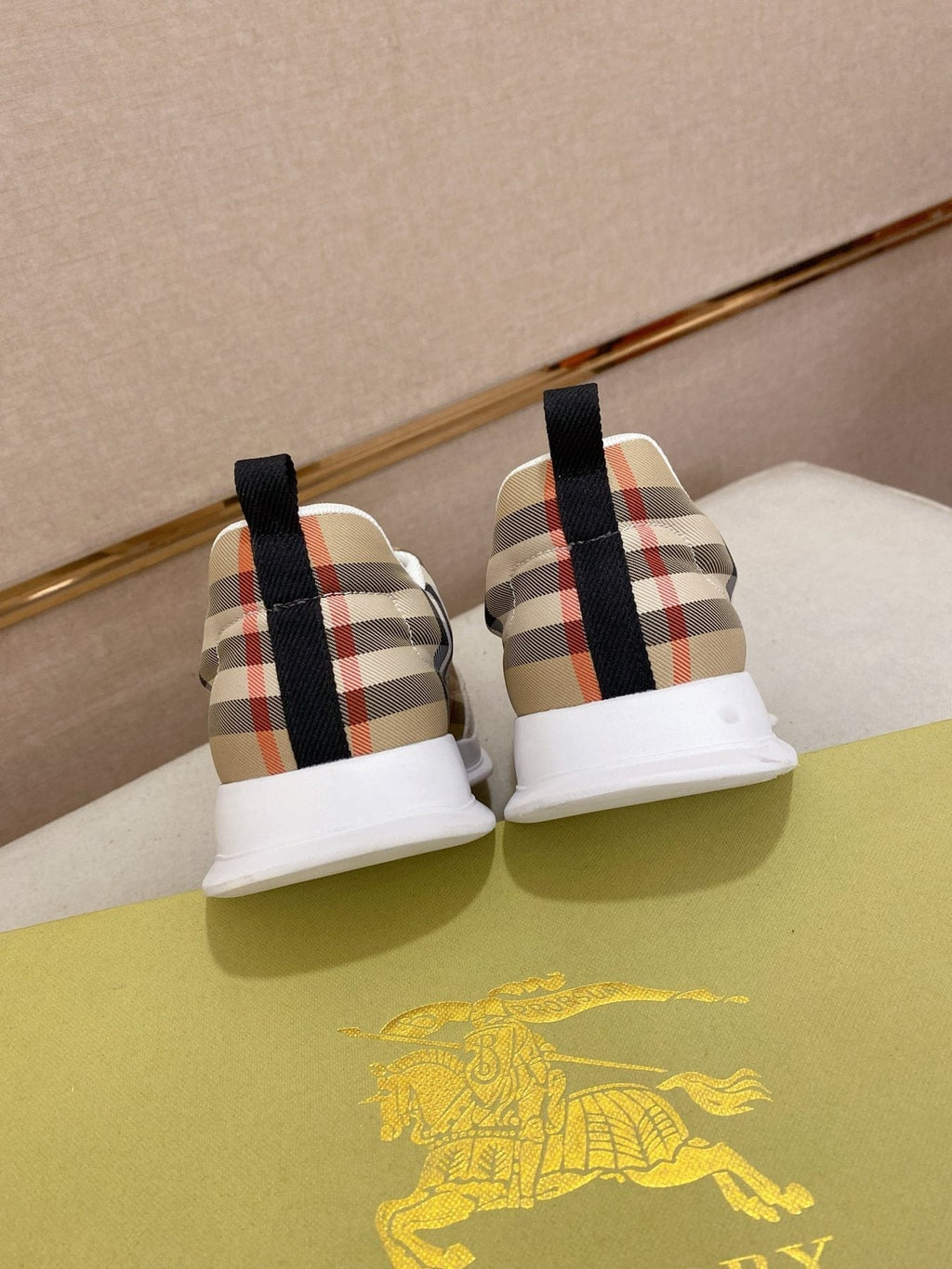 Hermès Gray Plaid Low-Top Sneakers — detail