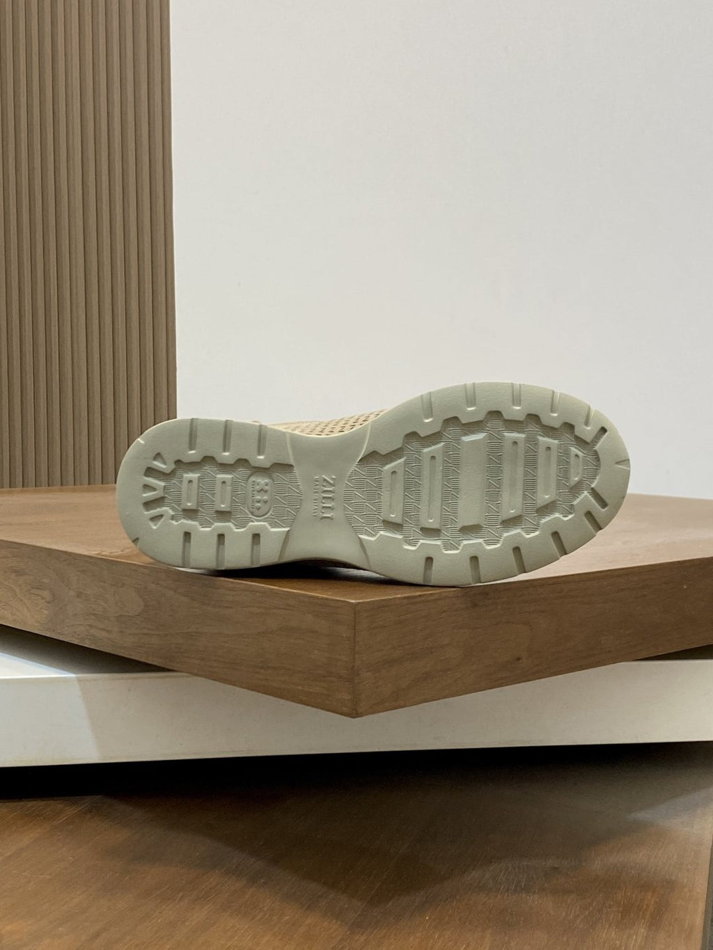 ZILLI Textured Low-Top Sneakers — detail