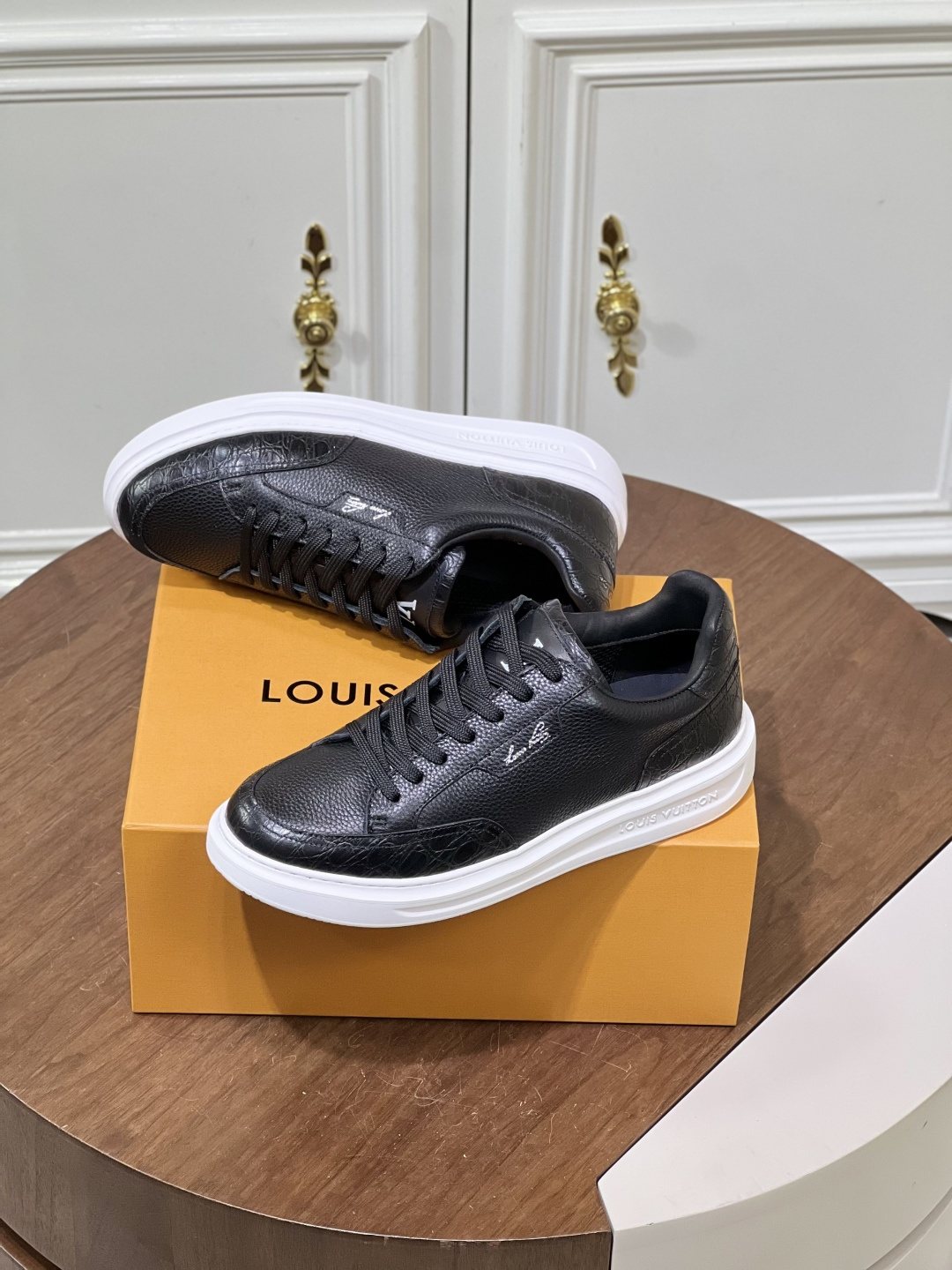 Louis Vuitton Black Low-Top Sneakers — front