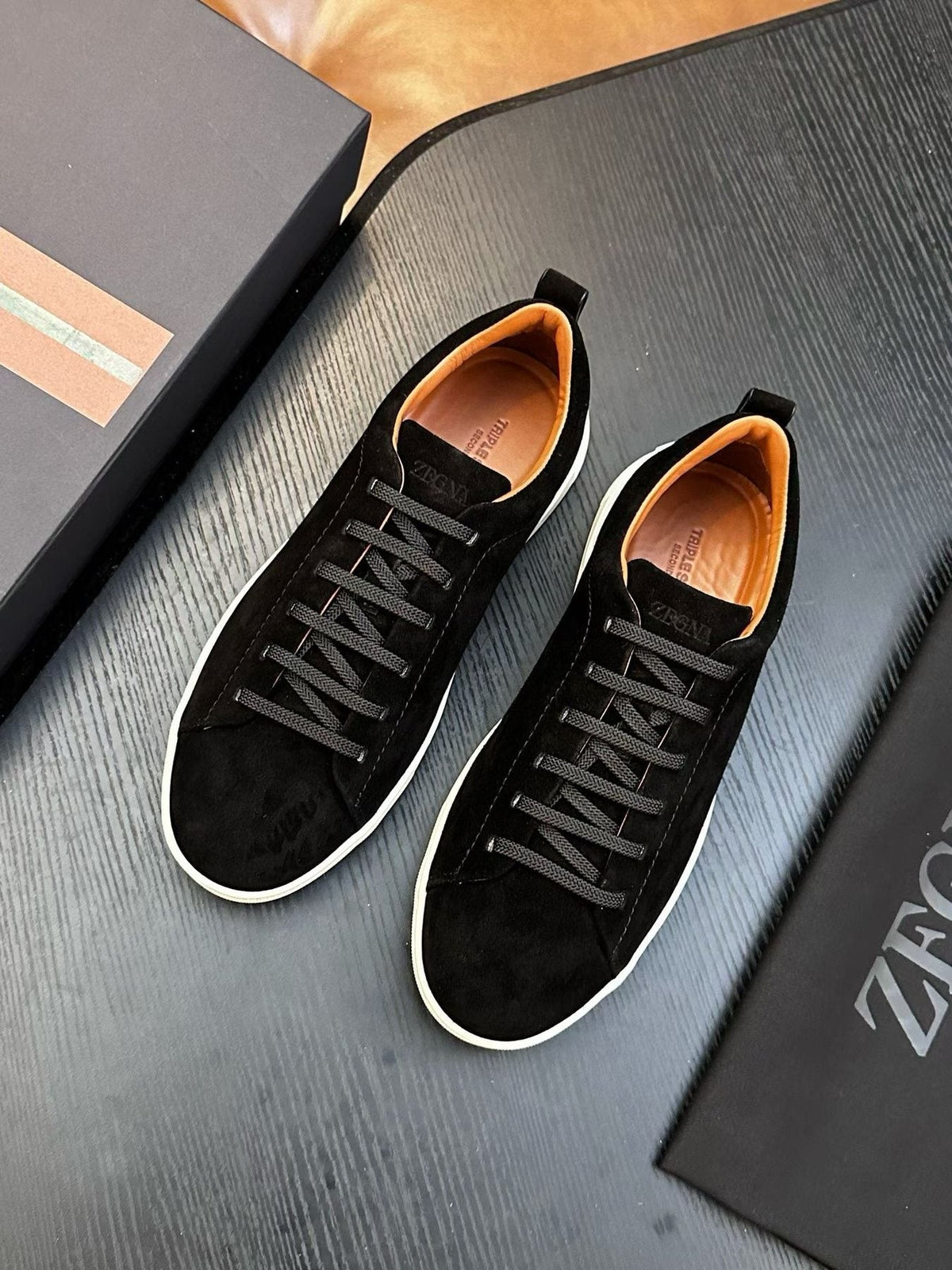 微商相册测试鞋子-Zegna Taupe Brown Lace-Up Sneakers — front