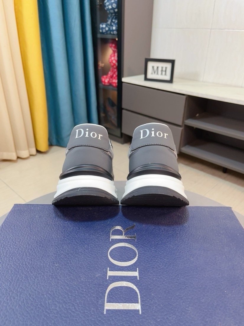 Dior Patterned Low-Top Sneakers — front
