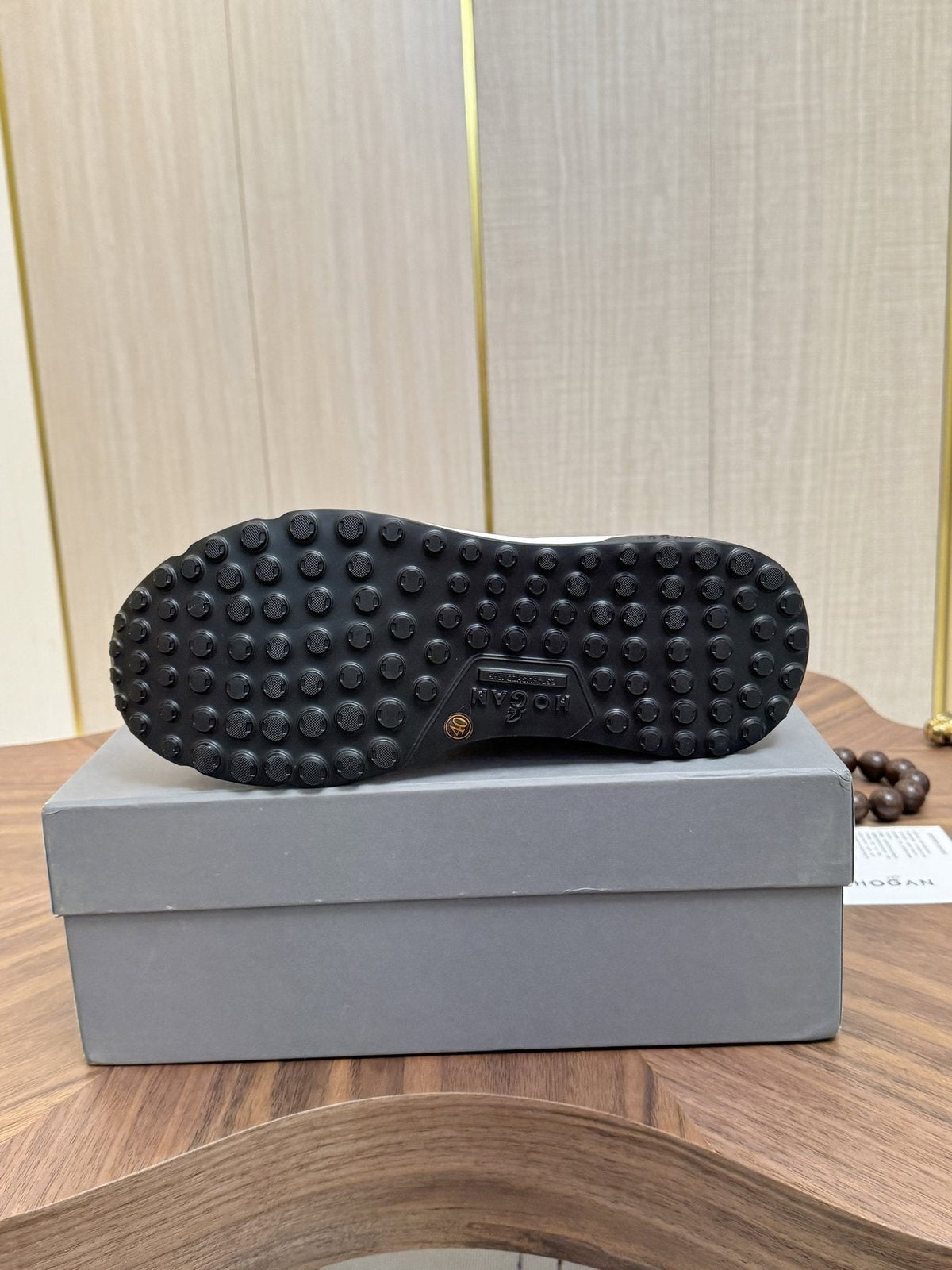 HOGAN H-Stripe Platform Sneakers — detail