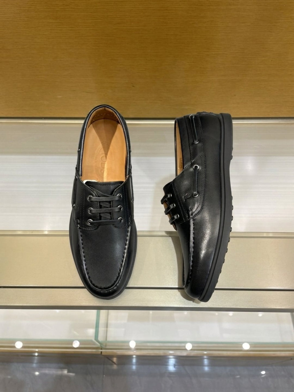 TOD'S Moc-Toe Boat Shoes — side