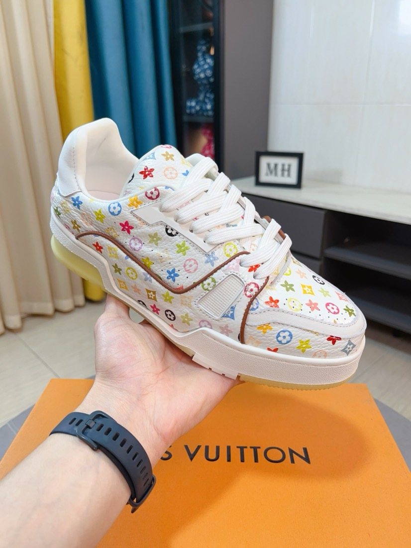 Louis Vuitton Multicolor Motif Low-Top Sneakers — model