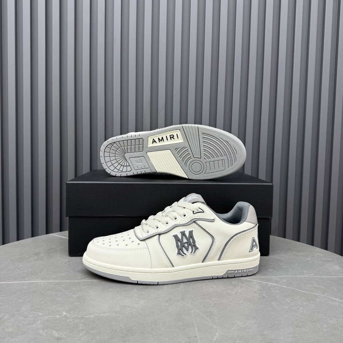 AMIRI Contrast Panel Low-Top Sneakers — side