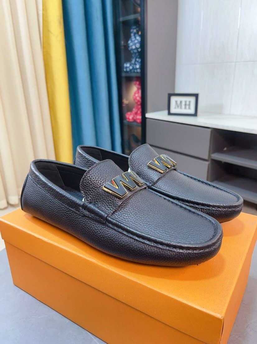 Louis Vuitton Blue Pebbled Driving Loafers — front
