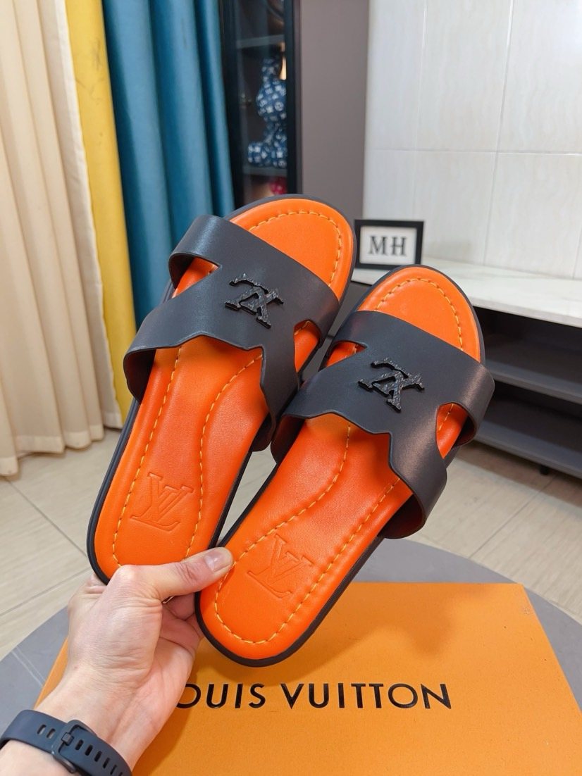 Louis Vuitton Logo-Pattern Slide Sandals — front