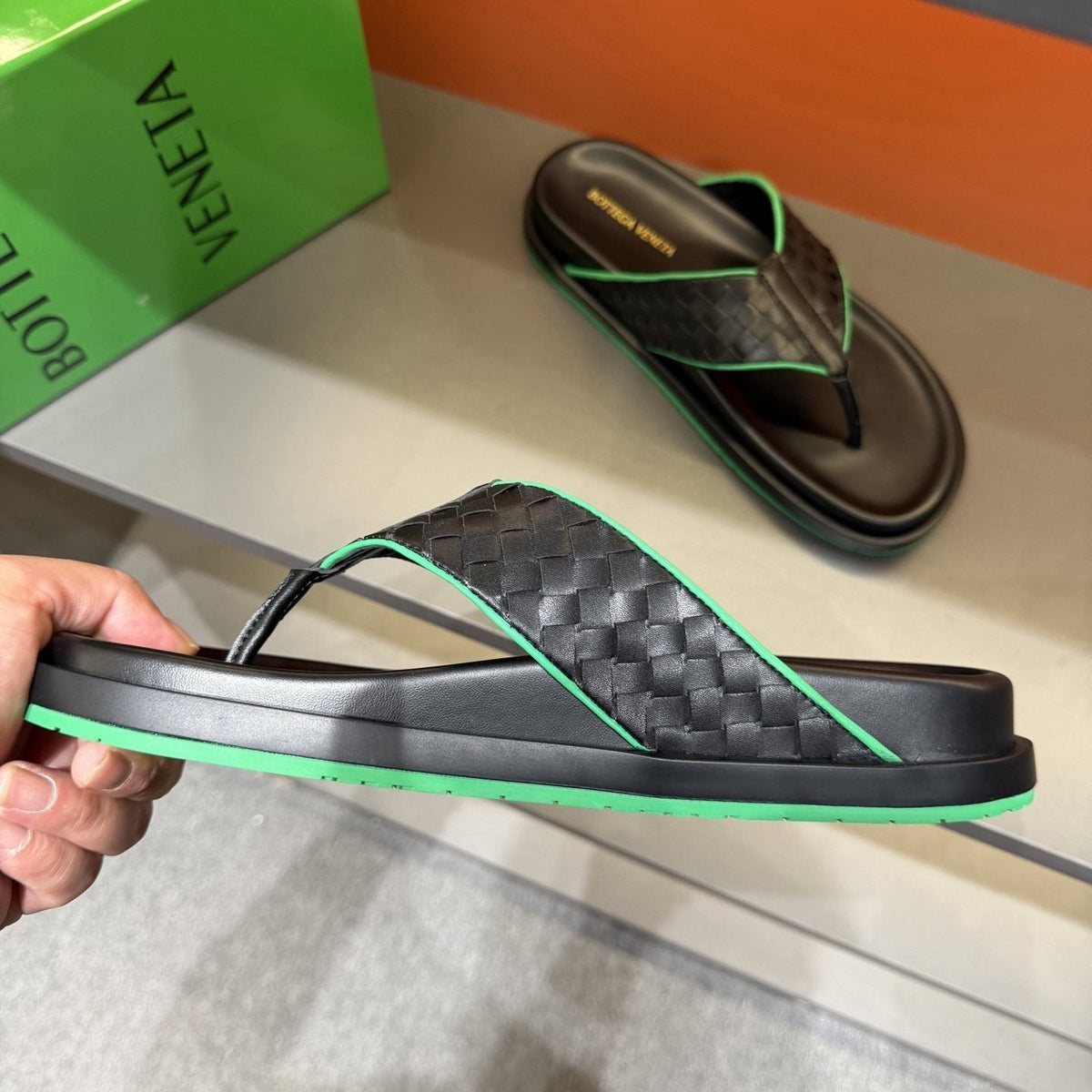 Bottega Veneta Black & Green Thong Sandals — side