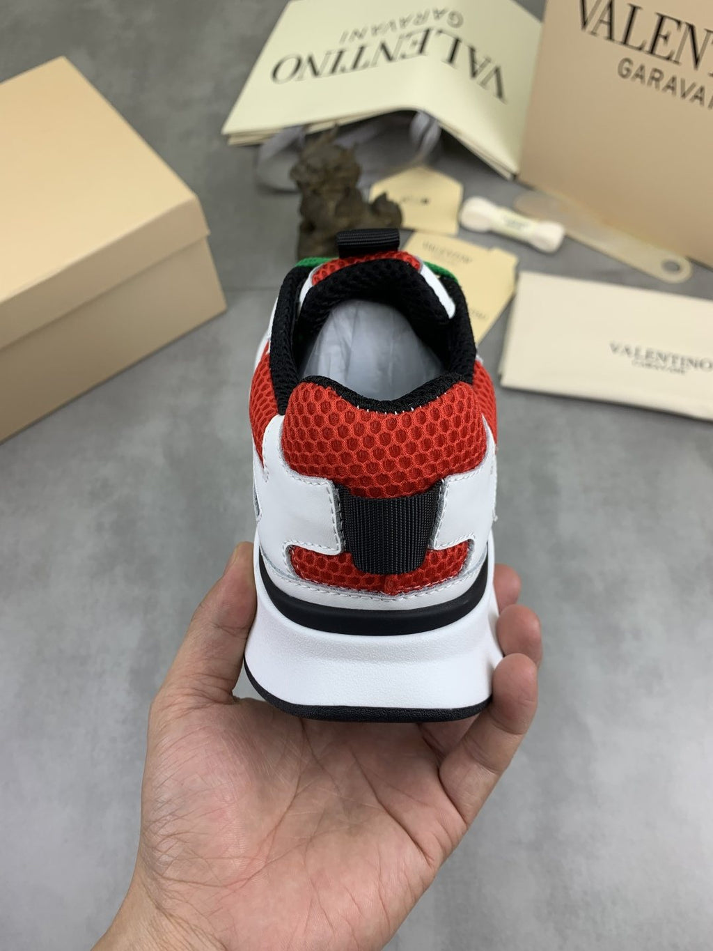 微商相册测试鞋子-Valentino Color-Block Mesh Sneakers — back