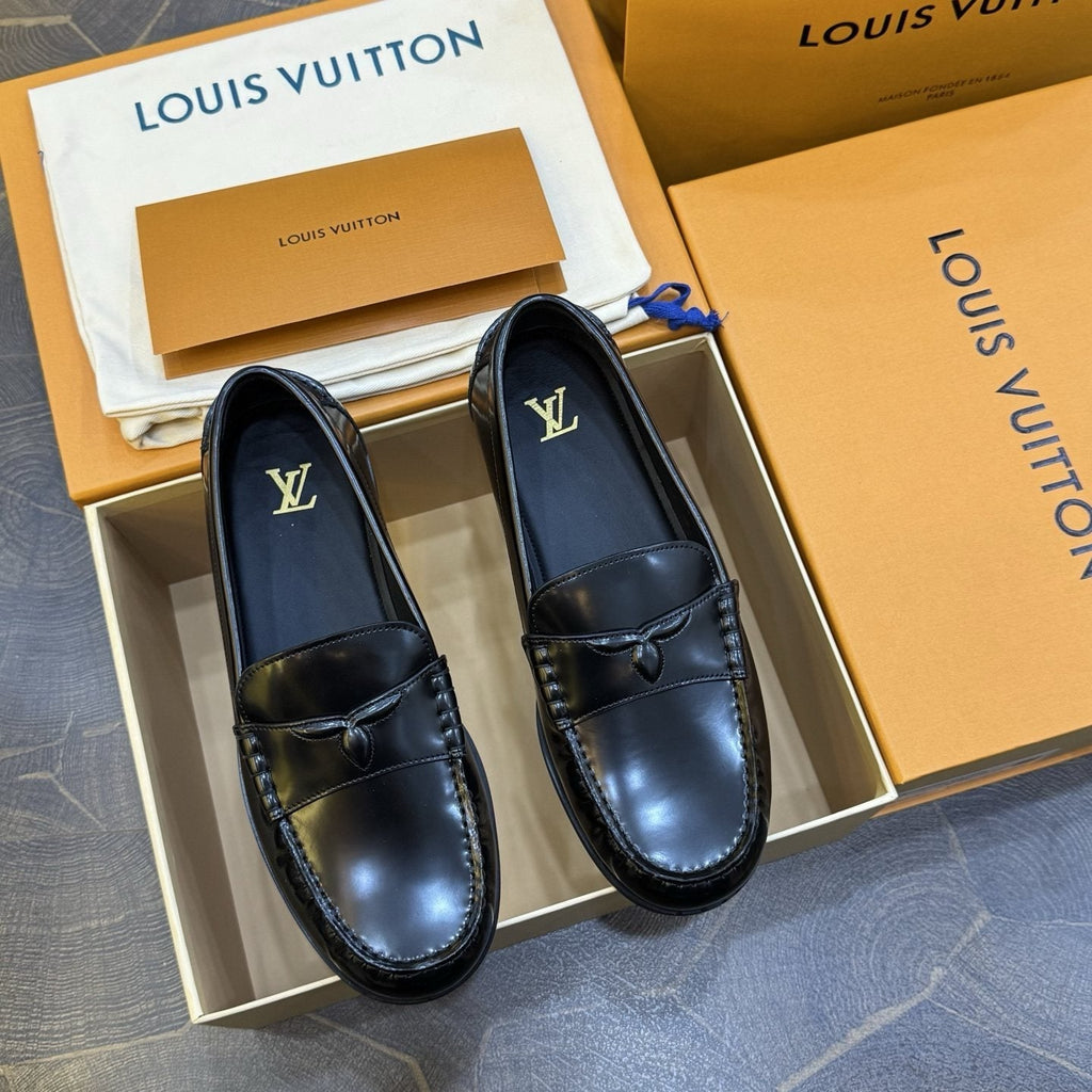 Louis Vuitton Croisette Black Loafers — hero
