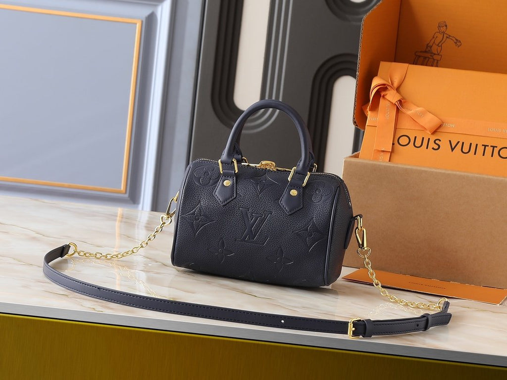 Louis Vuitton Speedy Bandoulière 20 Handbag — front