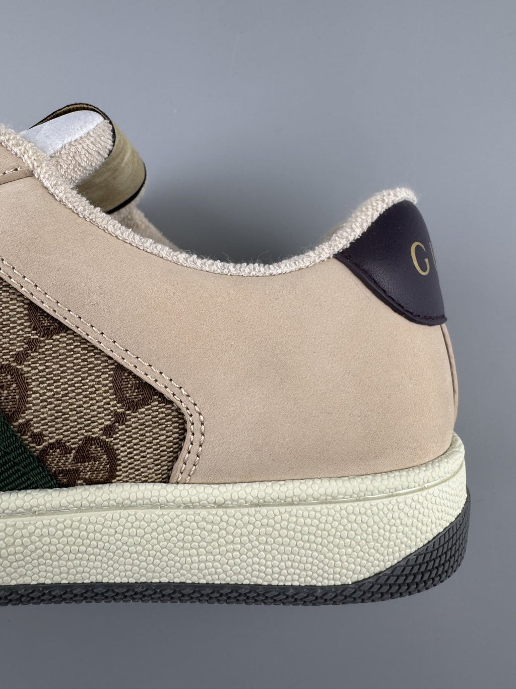 Gucci Beige Web Stripe Sneakers — detail