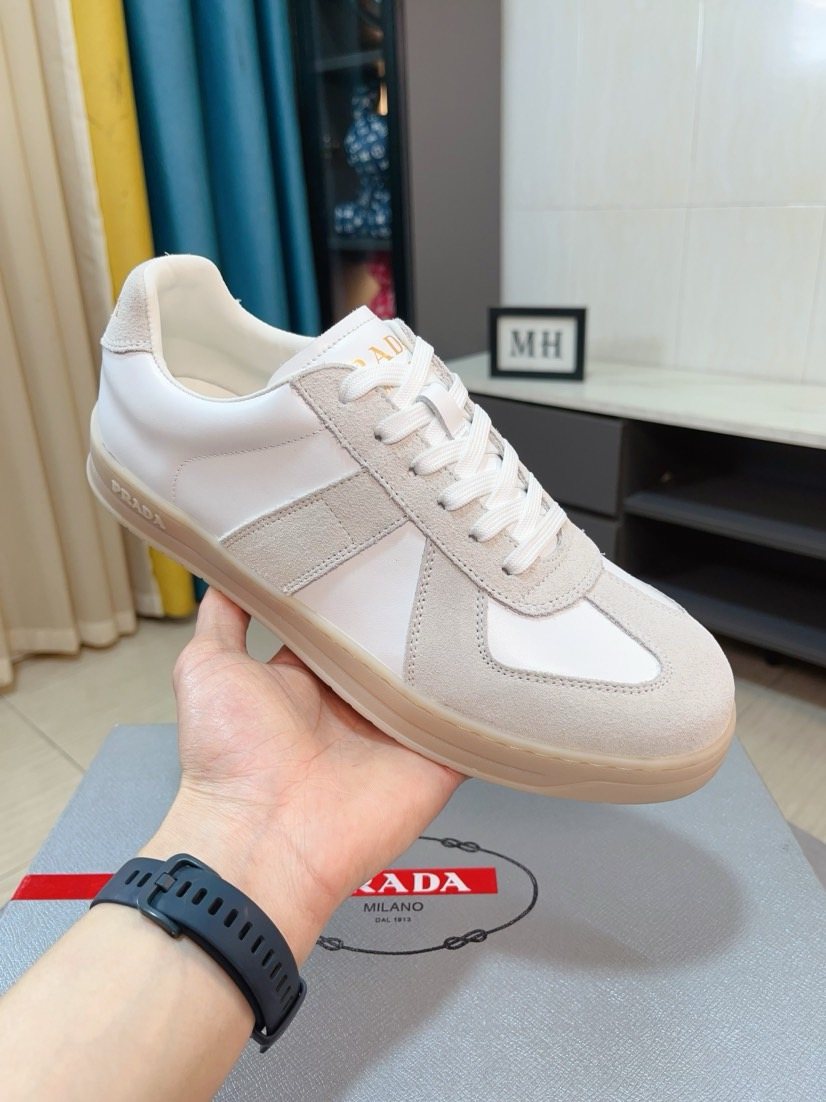 Prada Contrast Panel Sneakers — model