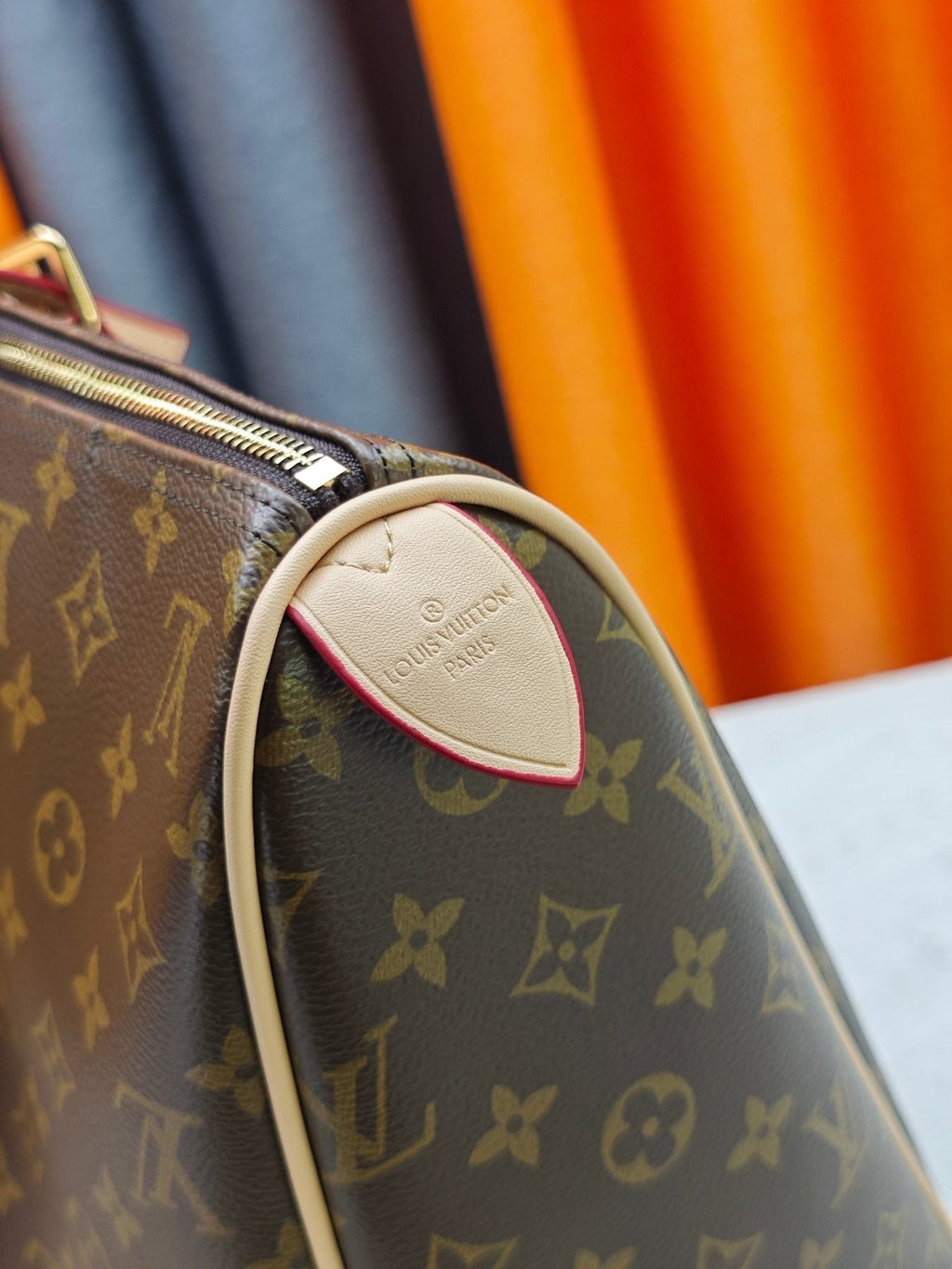 Louis Vuitton Flânerie 45 Monogram Tote Bag — detail