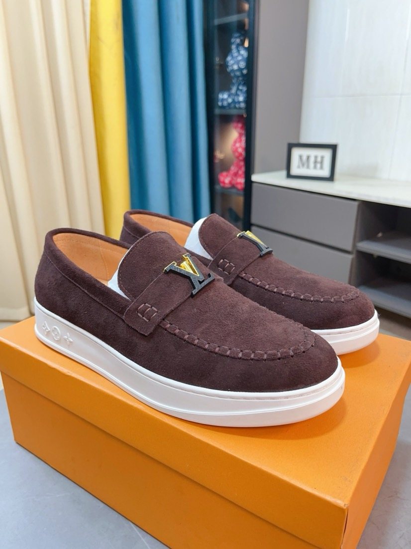 Louis Vuitton Moc-Toe Slip-On Loafers — model