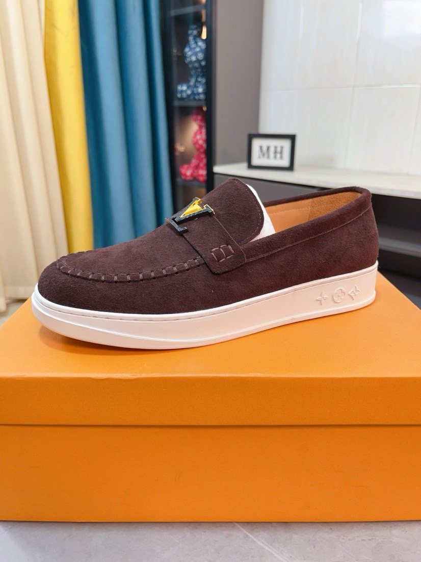 Louis Vuitton Moc-Toe Slip-On Loafers — model