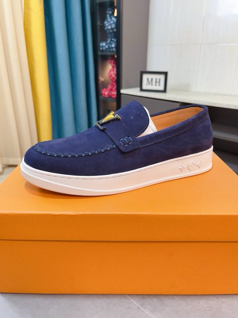 Louis Vuitton Moc-Toe Slip-On Loafers — side