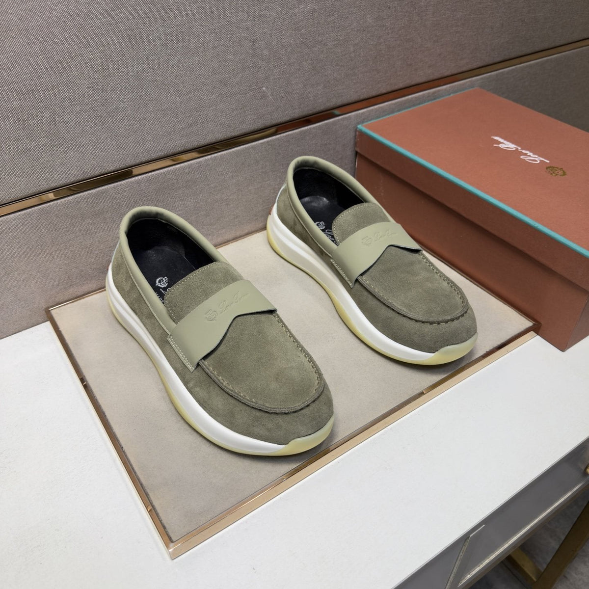 Men’s Apron Toe Slip-On Loafers — front