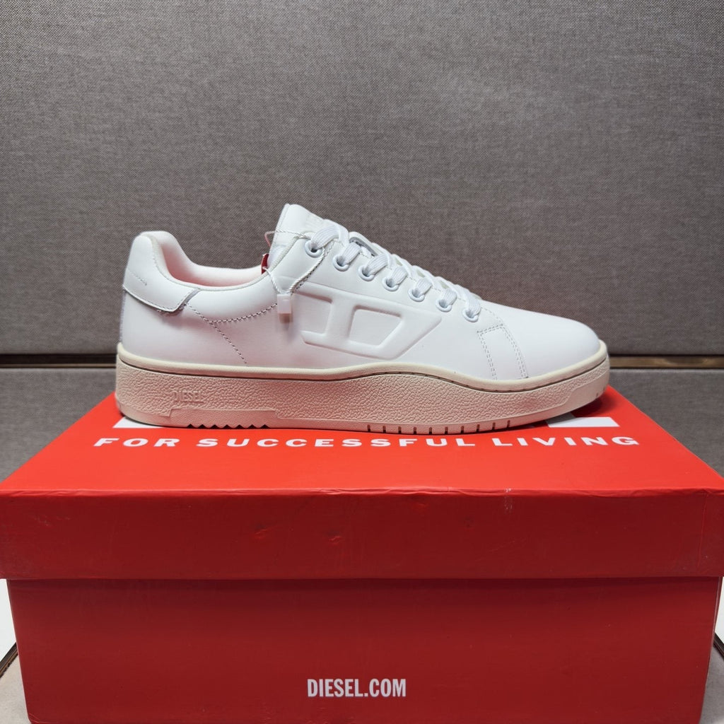 Diesel Men’s Low-Top Lace-Up Sneakers — side