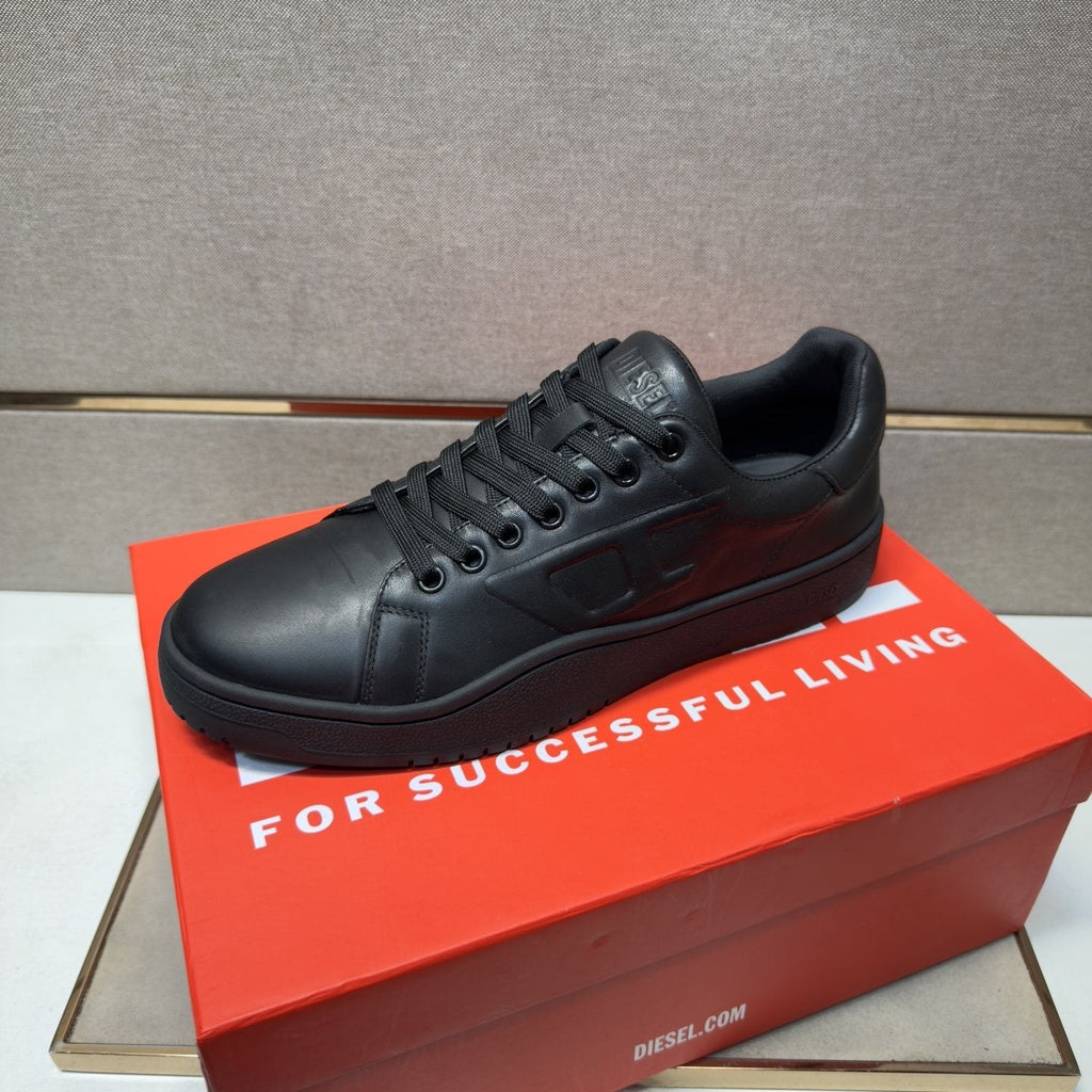 Diesel Men’s Low-Top Lace-Up Sneakers — side