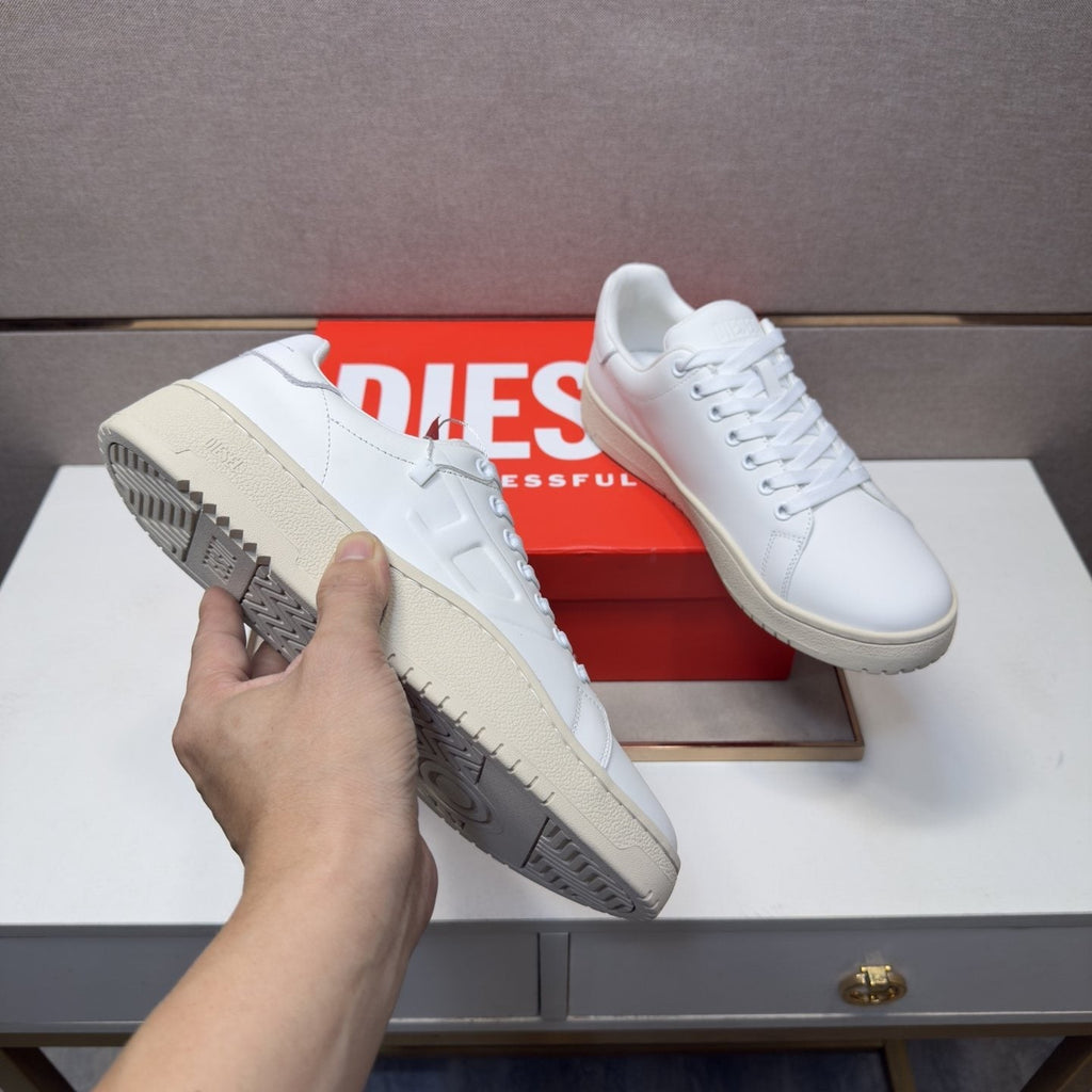 Diesel Men’s Low-Top Lace-Up Sneakers — side