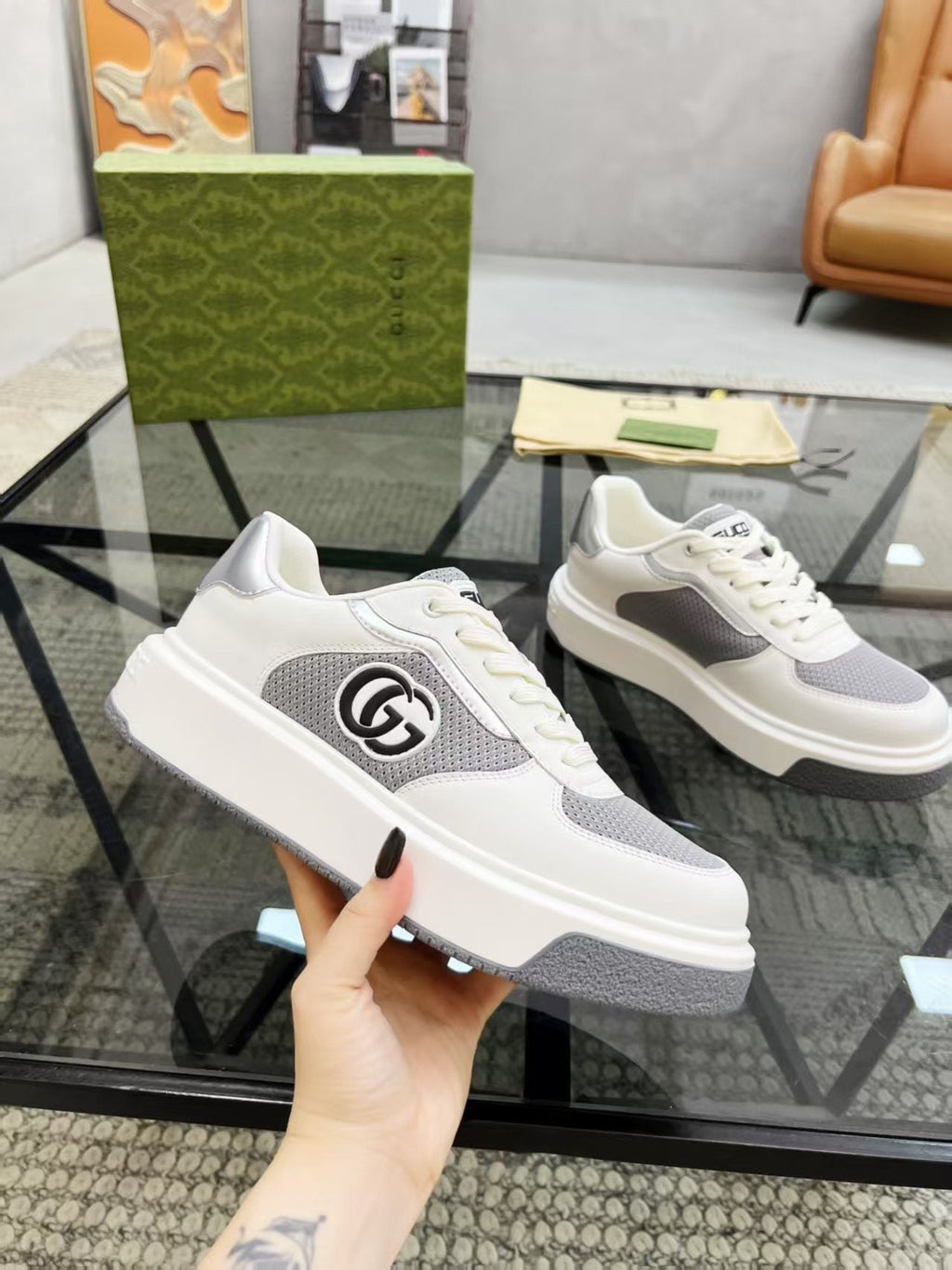 Gucci Black and White Low-Top Sneakers — model