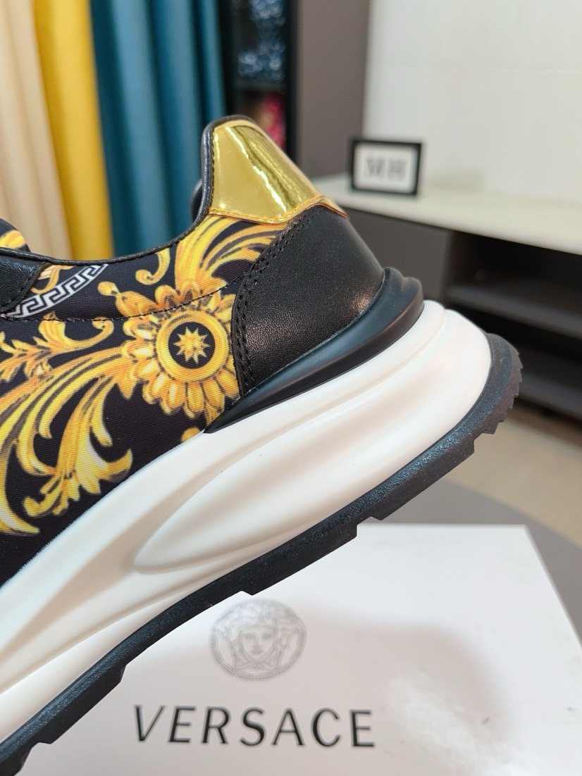 Versace Gold Pattern Leather Sneakers — detail
