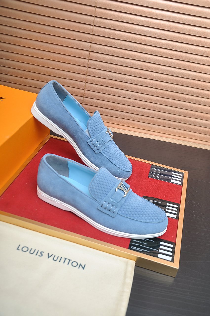 微商相册测试鞋子-Louis Vuitton Buckle Slip-On Loafers — front