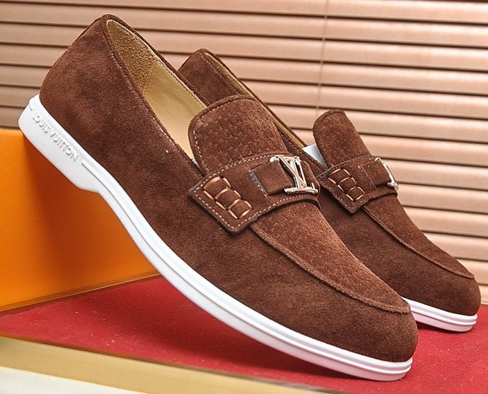 微商相册测试鞋子-Louis Vuitton Buckle Slip-On Loafers — hero