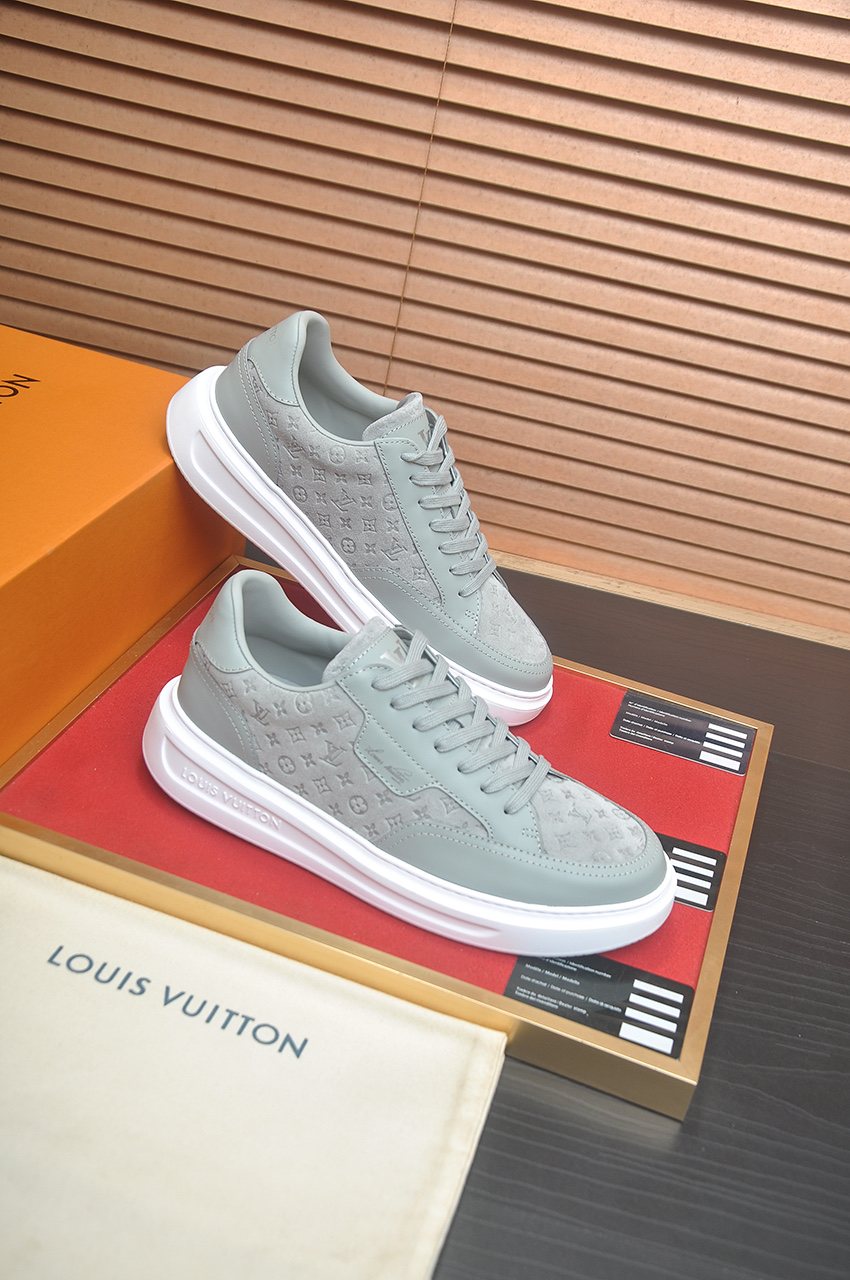 Louis Vuitton Textured Low-Top Sneakers — side