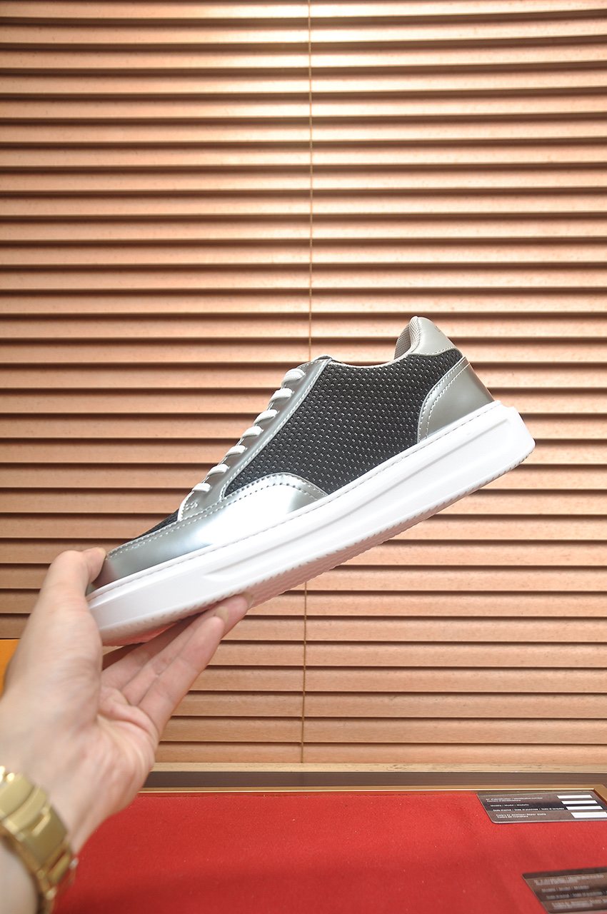 Louis Vuitton Metallic Panel Low-Top Sneakers — model