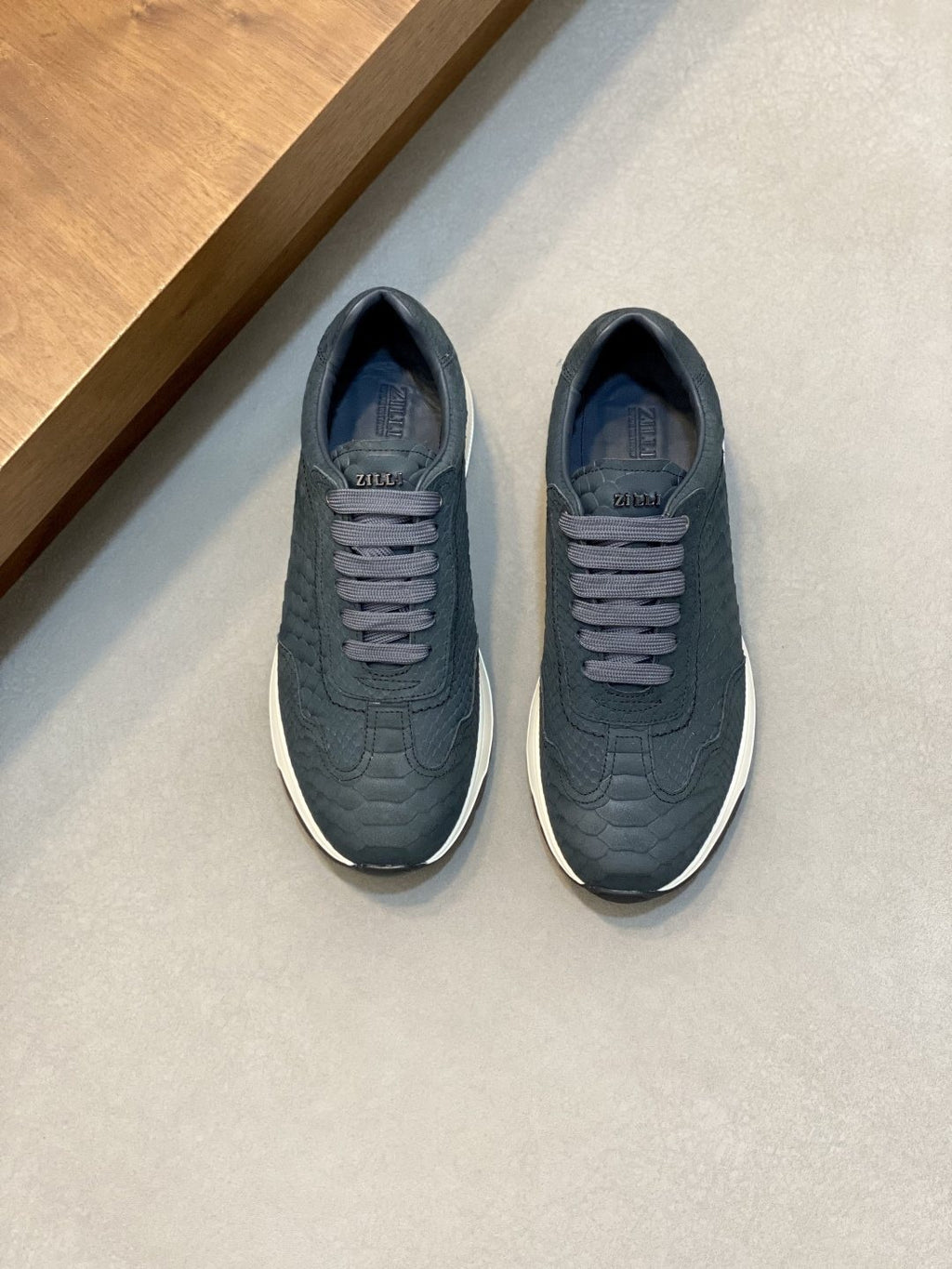 Zilli Stitched Low-Top Sneakers — front